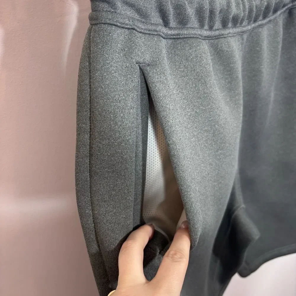 Nike Men's Grey Athletic Elastic Waist BYU Shorts Medium Brigham Young On Field